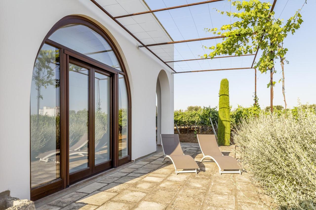 Tenutayala - Residenza Agrituristica Parabita Eksteriør billede