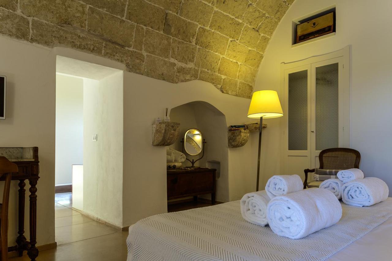 Tenutayala - Residenza Agrituristica Parabita Eksteriør billede