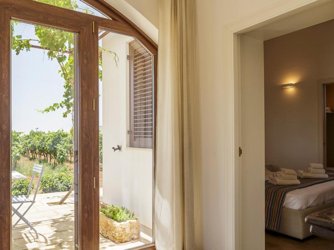 Tenutayala - Residenza Agrituristica Parabita Eksteriør billede