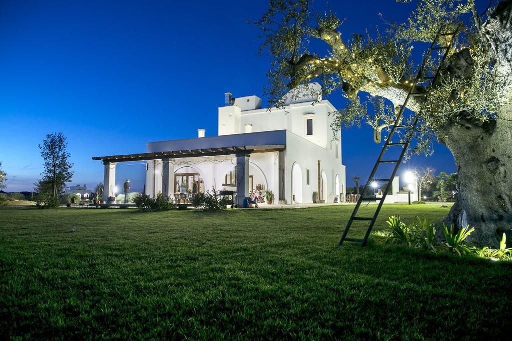 Tenutayala - Residenza Agrituristica Parabita Eksteriør billede