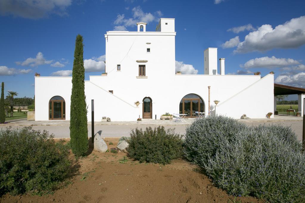 Tenutayala - Residenza Agrituristica Parabita Eksteriør billede