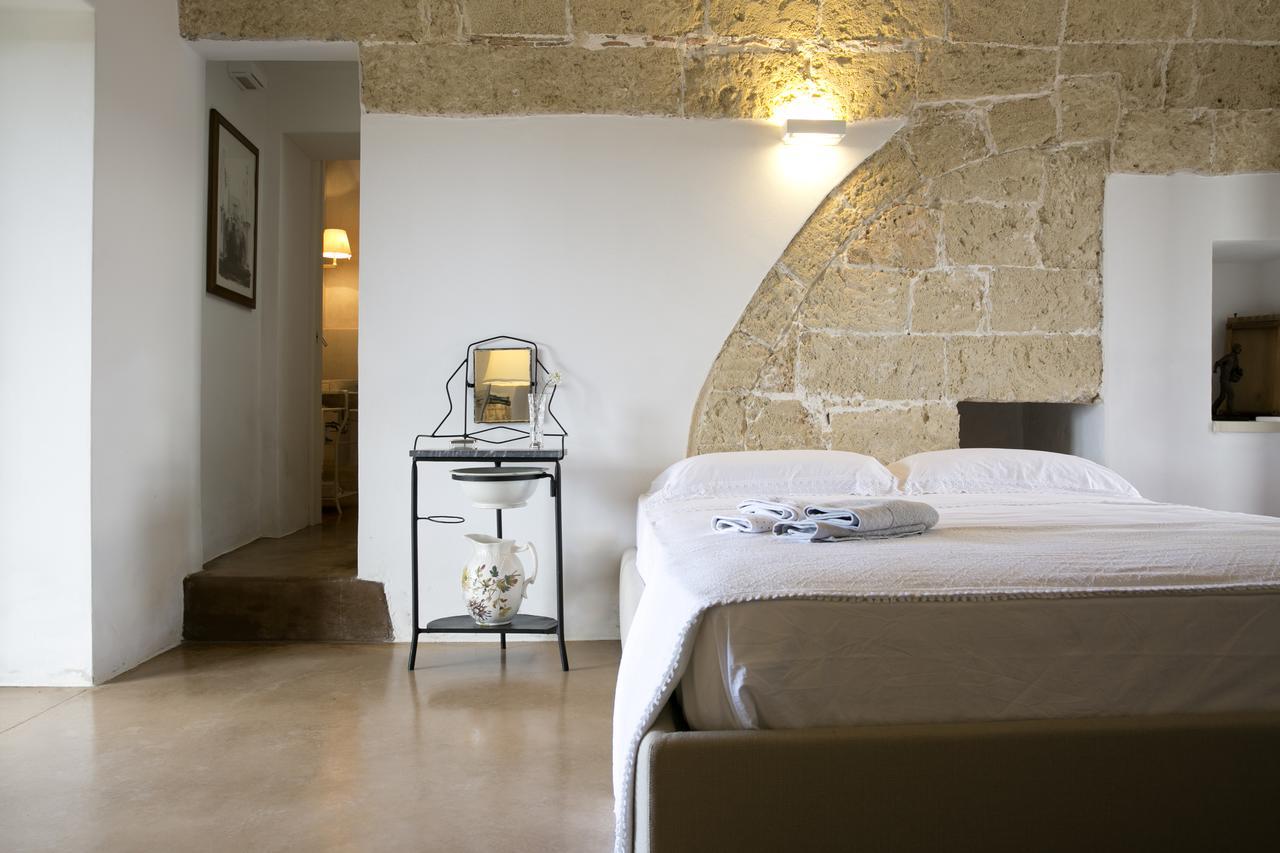 Tenutayala - Residenza Agrituristica Parabita Eksteriør billede