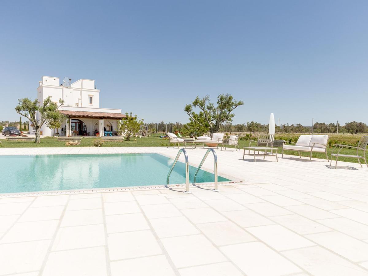 Tenutayala - Residenza Agrituristica Parabita Eksteriør billede