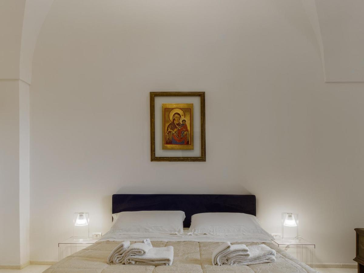 Tenutayala - Residenza Agrituristica Parabita Eksteriør billede